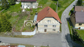 Na predaj priestranný rodinný dom v obci Kunešov, 7 km od...