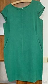 Zelené šaty s vreckami