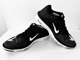 Bežecké tenisky Nike Running 38