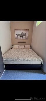 Postel 160x200 drevena
