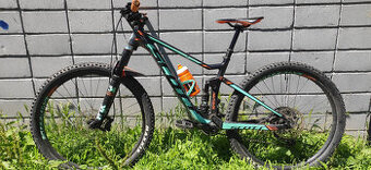 Celoopružený Scott Spark