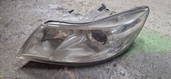Predám lave predne svetlo octavia 2 2009