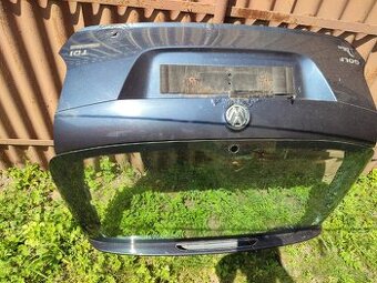 GOLF 6 ZADNE SKLO