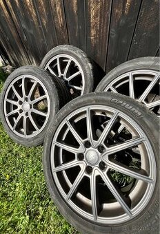RC design R17 5x112 (57,1mm)