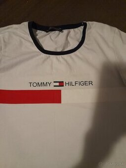Tommy Hilfiger šaty/tričko