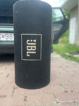 Subofér JBL