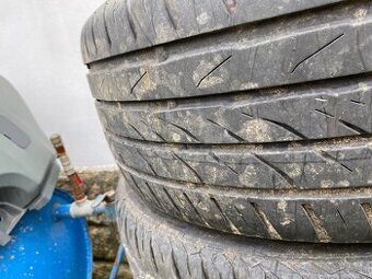 Letne 235/45 r17