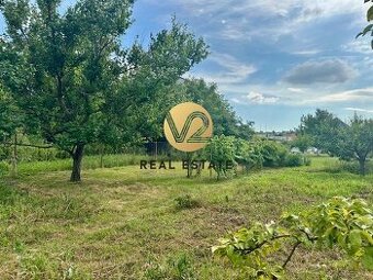 Ponúkame na predaj stavebný pozemok Nitra - Čermáň