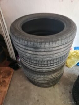 Predám 4 Letne pneumatiky 235/55 R18