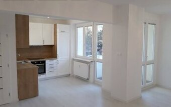 Veľký 1 izbový byt BA-Rača 800€/mes vrátane energií