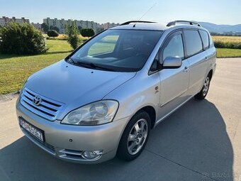 Toyota Avensis Verso 2,0 TD