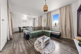 trojizbový byt v maďarskej obci Rajka na predaj