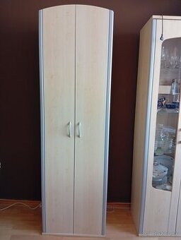 Šatníkova skriňa - 1