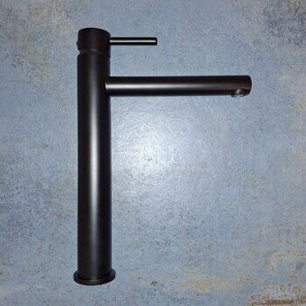 Stojankova umyvadlova bateria