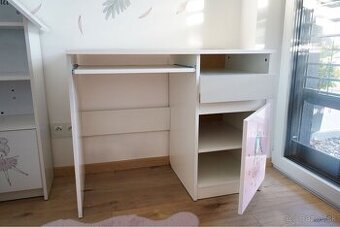 Detský písací stôl