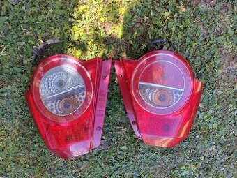 Chevrolet Aveo hatchback zadné svetlá - 1
