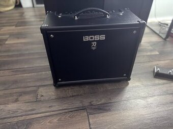 Boss Katana 50w + Xsonic Airstep KAT