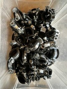 Dvojskrutková objímka s gumou 1/2” 21-25mm