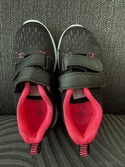 Dievčenské tenisky