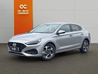 Hyundai i30 Fastback 1.5 T-GDi mHEV Family