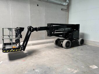 Kĺbovo-teleskopická plošina Niftylift HR17 NE MK3