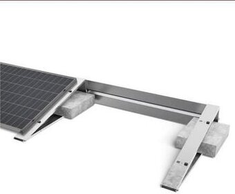 Konštrukcia na uchytenie solárnych panelov