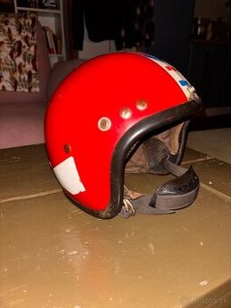 Retro moto prilba TVAR Pardubice (ČSSR) – k veteránu Jawa/ČZ