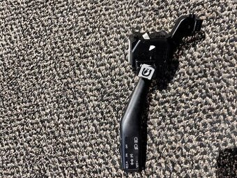 Volkswagen golf 5 páčka tempomatu.