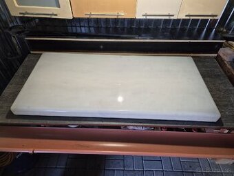 Stropné trubicové svietidlo