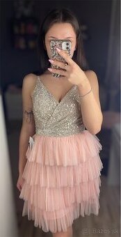 Krátke spoločenké šaty, veľ. S, s vysačkou