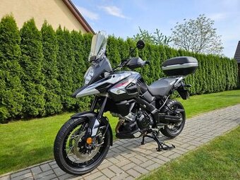 SUZUKI V STROM 1000 XT ČIERNA PERLA DL 1000 V-STROM