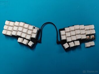 Corne v4.1 mechanická klávesnica