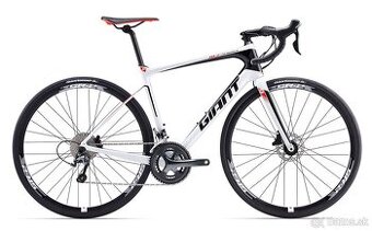 Predám karbónový bike Giant Defy Advanced 3 + wattmetre