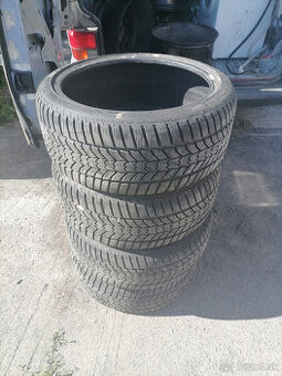 225/40 R18 Zimné