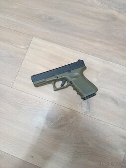 Plynová airsoft zbraň