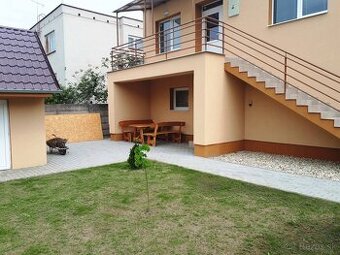 Krásny 2 izbový byt na prenájom na 1 poschodí - 1
