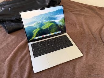 Apple MacBook Pro M3