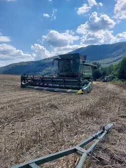 John Deere t660