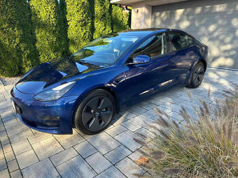 Predám Tesla Model 3 Deep Blue Long Range 4x4