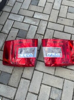 Zadné svetlá Octavia 3  sedan
