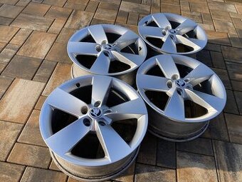 Letná sada org Audi 5x112 8J ET39 225/40 R18