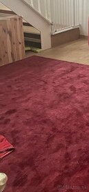 Predam krasny koberec
