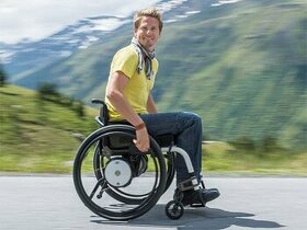 invalidny vozik 44cm + pridávne el, kolesa E-Motion