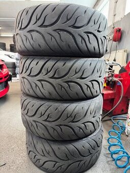 Federal RS-RR 235/40R17