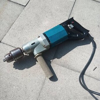 Velká PROFI vrtačka NAREX EV 416 D -470W -max.16mm