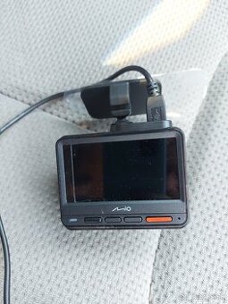 Predám autokameru Mio Mivue 935 w