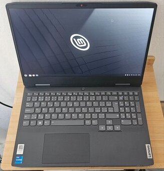 Herný notebook Lenovo IdeaPad Gaming 3 15IAH7