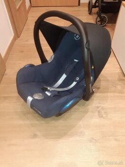 Maxi-Cosi CabrioFix + FamilyFix