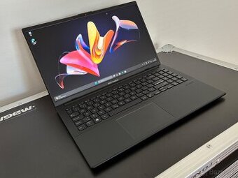 Asus Vivobook GO/Notebook/4GB RAM DDR5/128GB NvMe SSD/InteHD