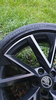 Bridgestone Dueler H/P Sport 225/45 r19